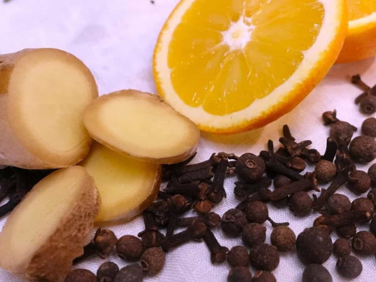 Simmer pot combinations leave your home smelling amazing